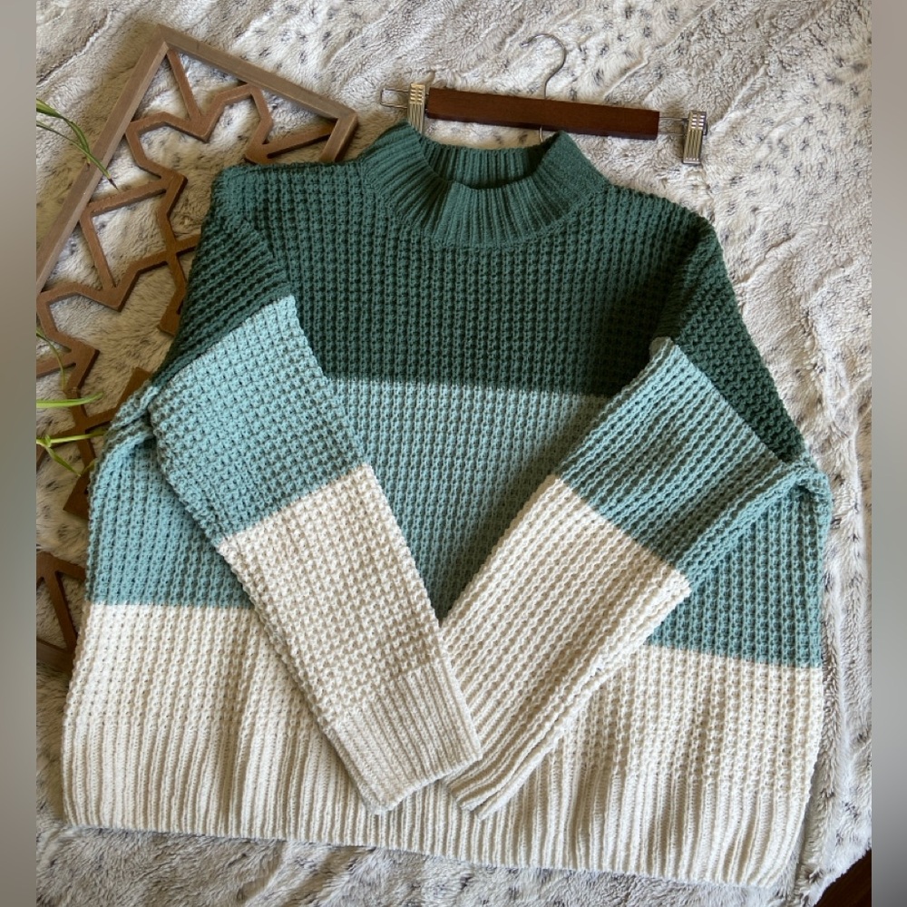 Pink Rose - Green and Cream Color Block Women's Sweater Size 3X